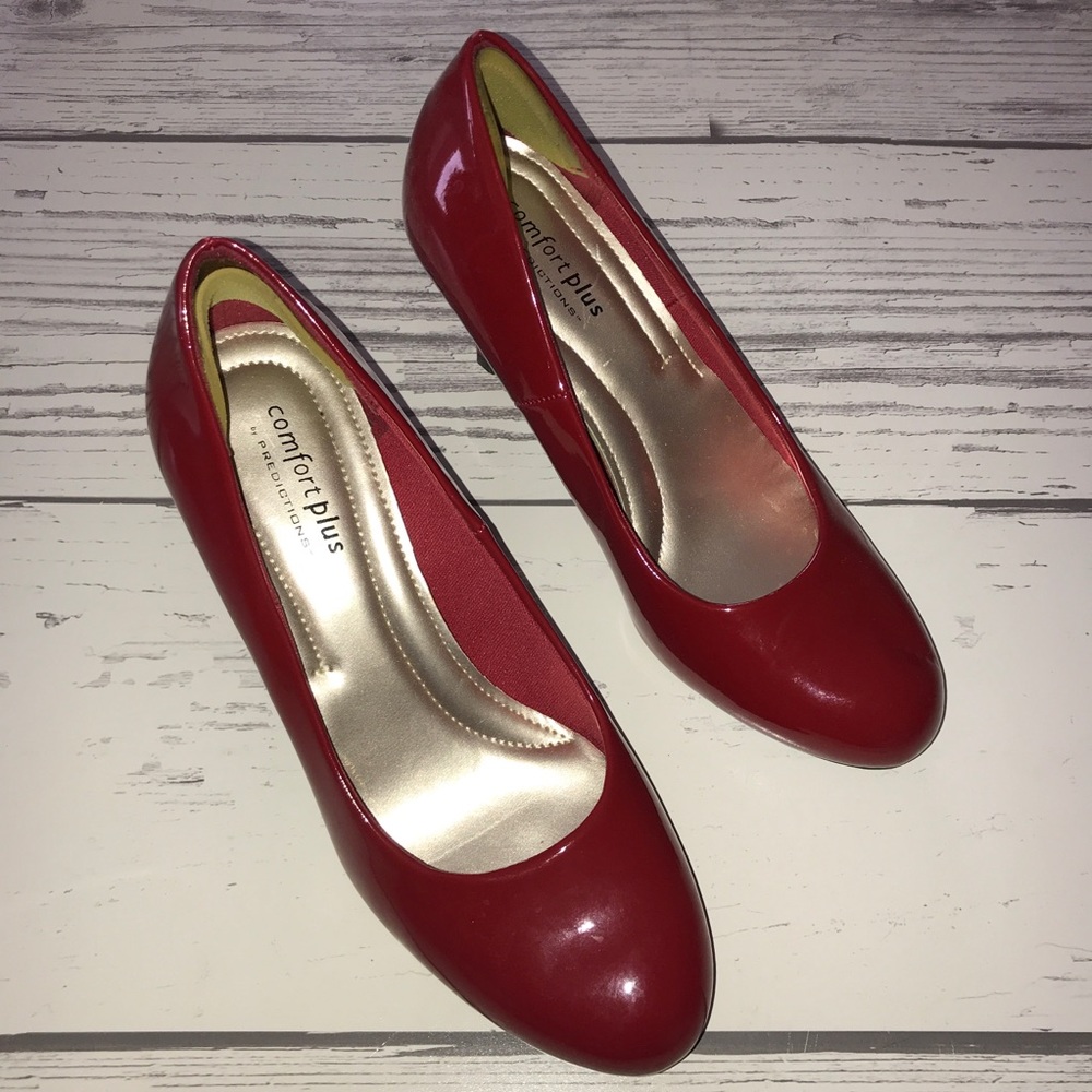 red high heels size 7